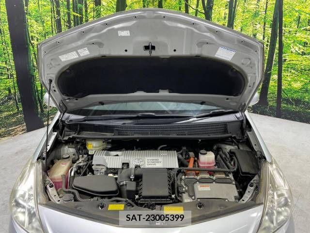 Toyota PRIUS ALPHA 2012-02 282469-17