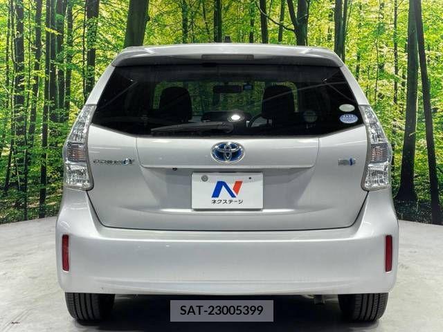 Toyota PRIUS ALPHA 2012-02 282469-15