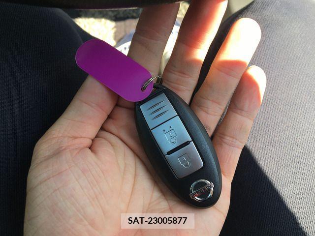 Nissan CUBE 2013-11 358398-8