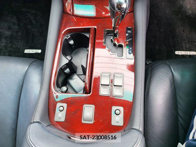 Lexus LS 2007-10 276629-19