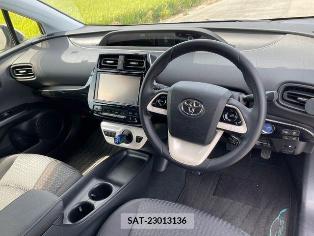Toyota PRIUS 2017-02 202068-7