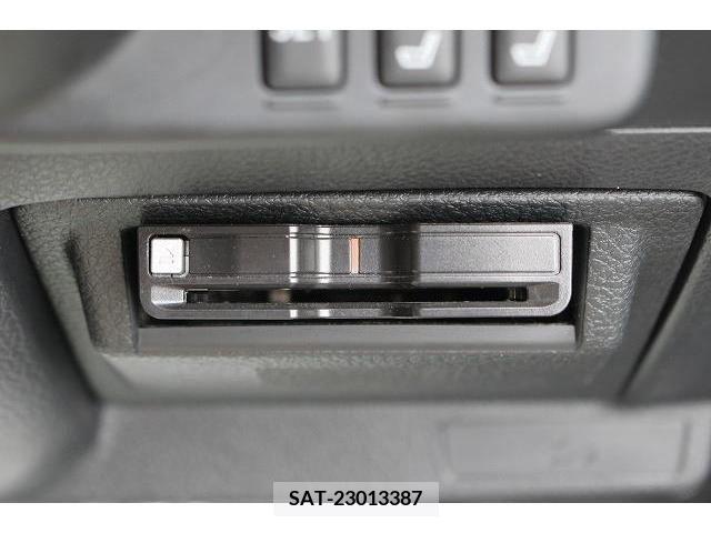 Subaru LEVORG 2017-10 218102-4