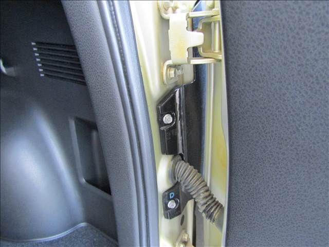 Suzuki ESCUDO 2005-09 19177-25