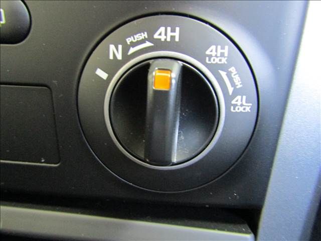 Suzuki ESCUDO 2005-09 19177-5