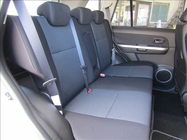 Suzuki ESCUDO 2005-09 19177-18