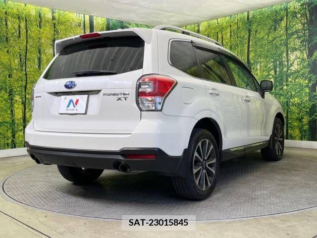 Subaru FORESTER 2018-01 214114-17