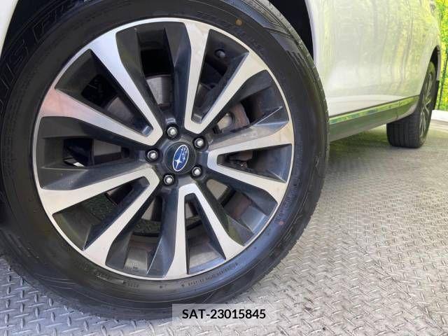 Subaru FORESTER 2018-01 214114-13