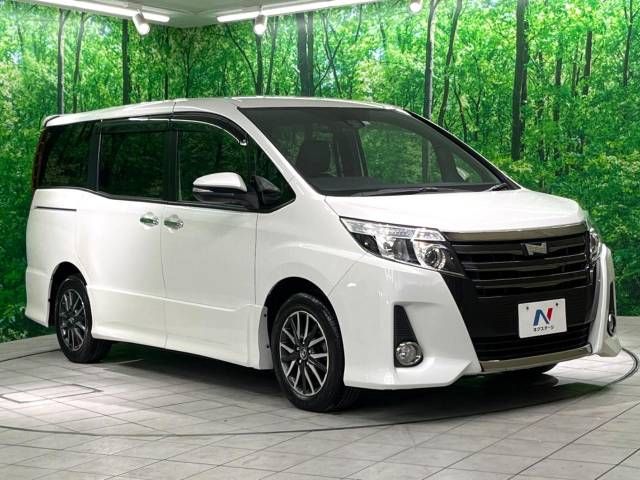Toyota NOAH 2016-12 11704-16