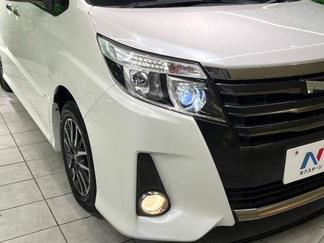 Toyota NOAH 2016-12 11704-12