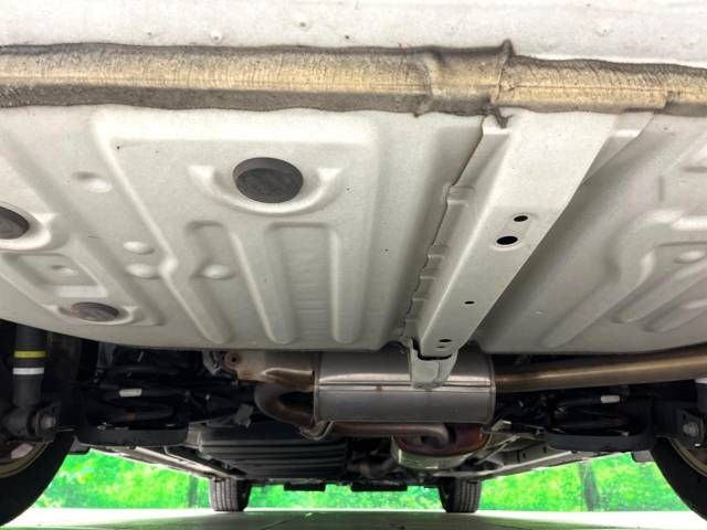 Toyota NOAH 2016-12 11704-19