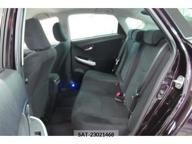 Toyota PRIUS 2012-04 237248-8
