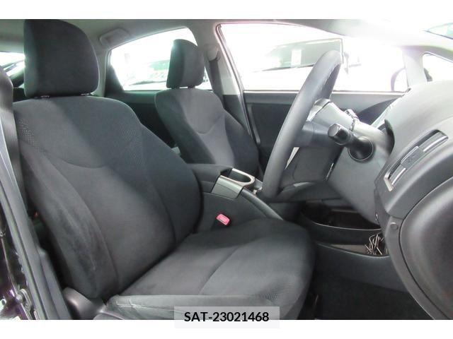 Toyota PRIUS 2012-04 237248-4