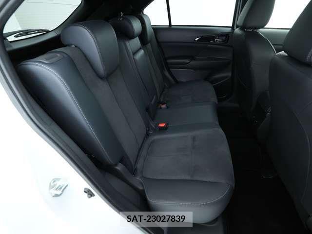 Mitsubishi ECLIPSE CROSS 2023-06 390544-6
