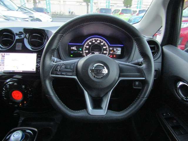Nissan NOTE 2016-12 191813-14