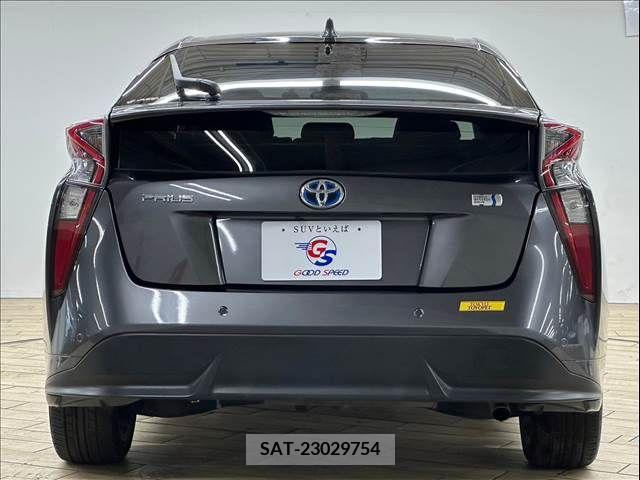Toyota PRIUS 2016-06 341089-18
