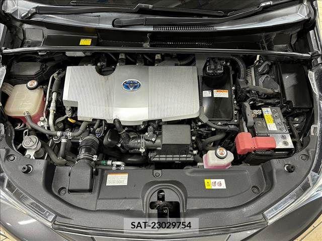 Toyota PRIUS 2016-06 341089-13
