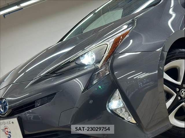 Toyota PRIUS 2016-06 341089-9