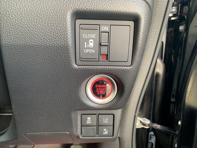 Honda N BOX CUSTOM 2020-10 18563-25