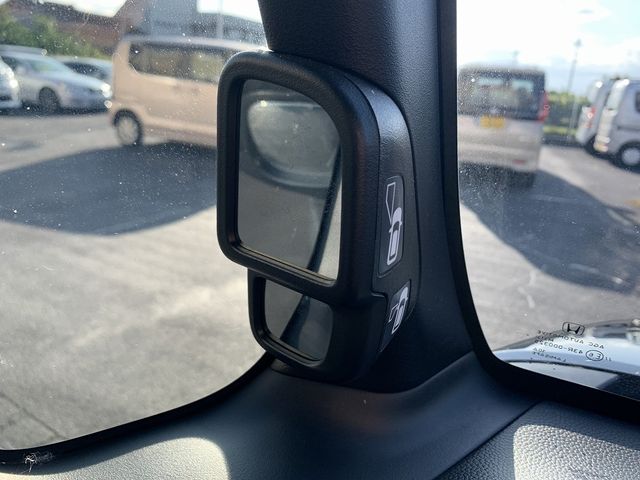Honda N BOX CUSTOM 2020-10 18563-15