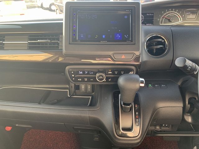 Honda N BOX CUSTOM 2020-10 18563-17