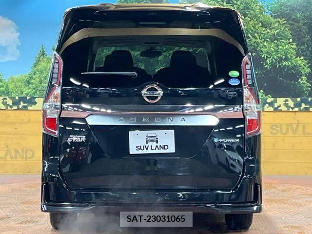 Nissan SERENA 2019-11 214232-16