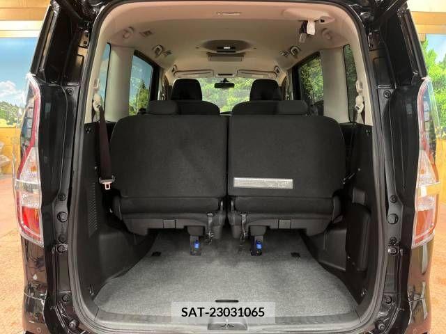 Nissan SERENA 2019-11 214232-11