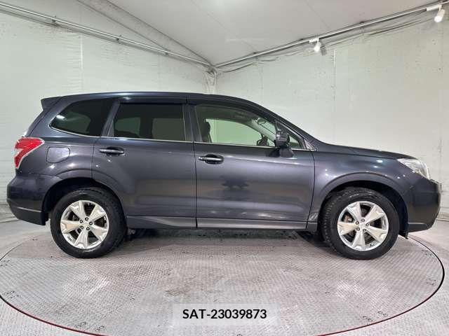 Subaru FORESTER 2014-02 227856-7