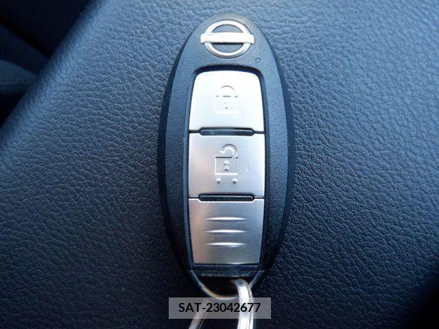 Nissan NOTE 2021-07 334723-26