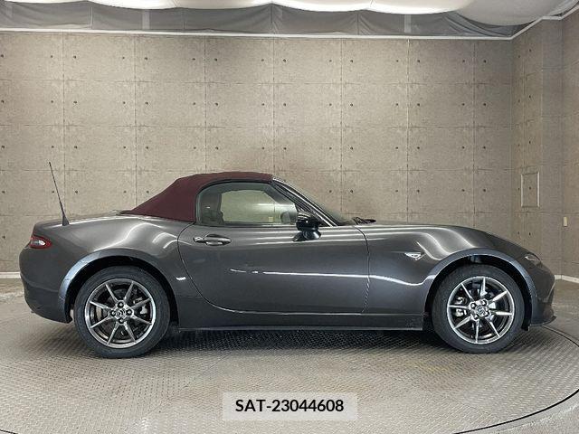 Mazda ROADSTER 2017-12 352963-7