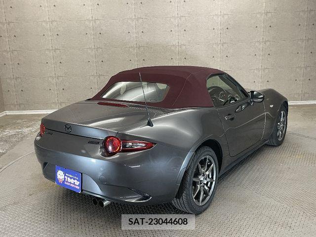 Mazda ROADSTER 2017-12 352963-2