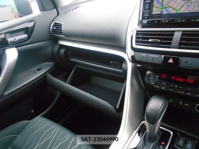 Mitsubishi ECLIPSE CROSS 2019-06 200300-8