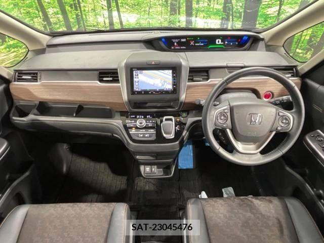 Honda FREED 2021-10 360716-1