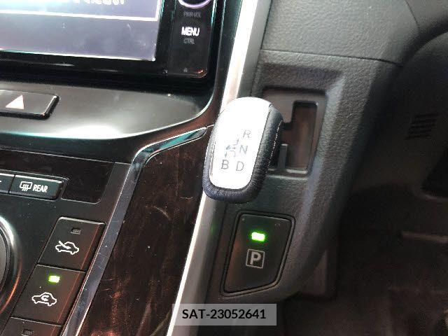 Toyota SAI 2016-11 283981-14