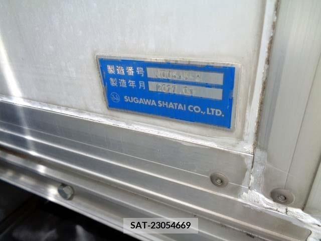 Nissan ATLAS 2017-05 293588-21