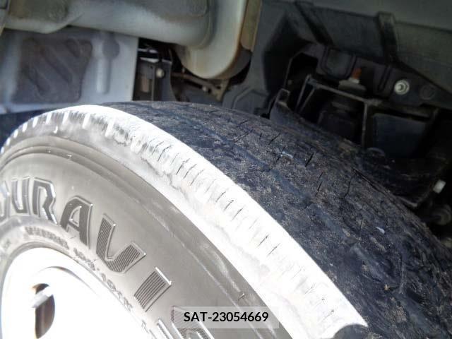 Nissan ATLAS 2017-05 293588-15