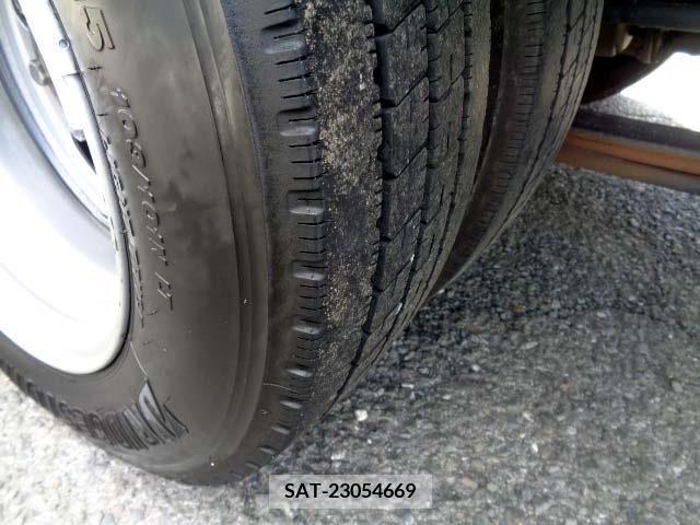 Nissan ATLAS 2017-05 293588-16