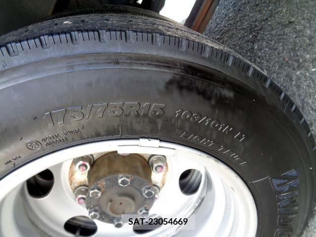 Nissan ATLAS 2017-05 293588-17