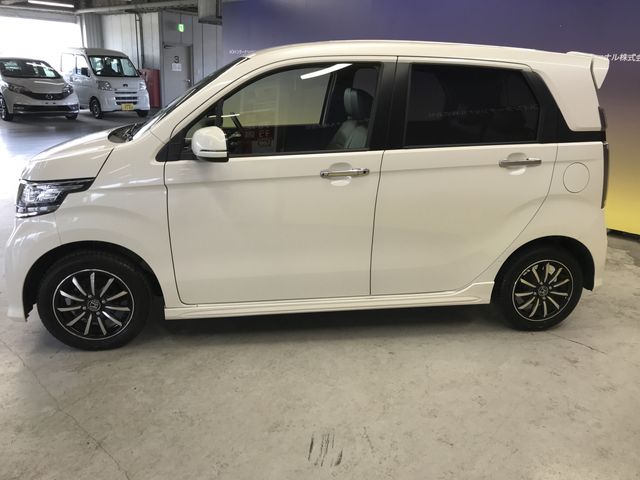 Honda N-WGN 2017-11 2524-7