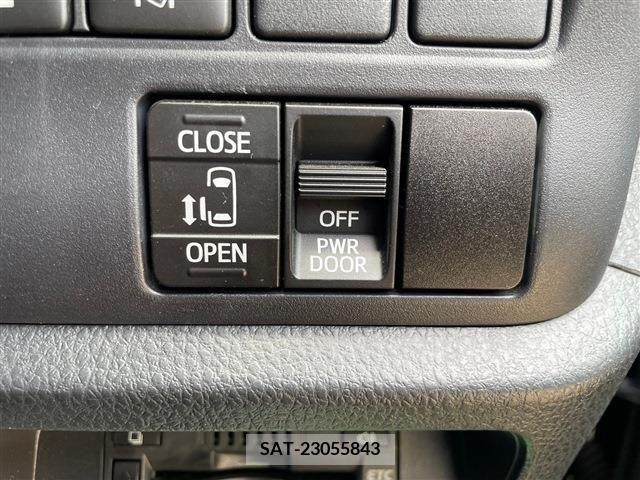 Toyota ESQUIRE 2017-02 297241-18