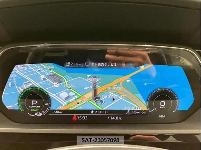 Audi E-TRON 2022-02 216967-9