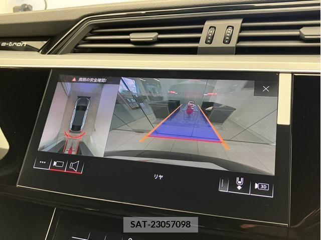 Audi E-TRON 2022-02 216967-10