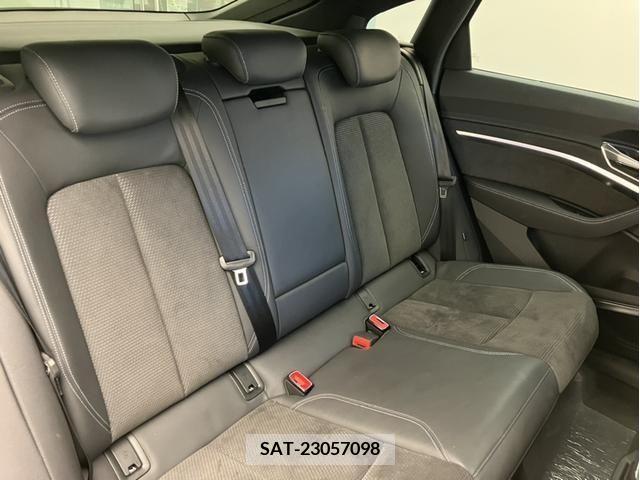 Audi E-TRON 2022-02 216967-15