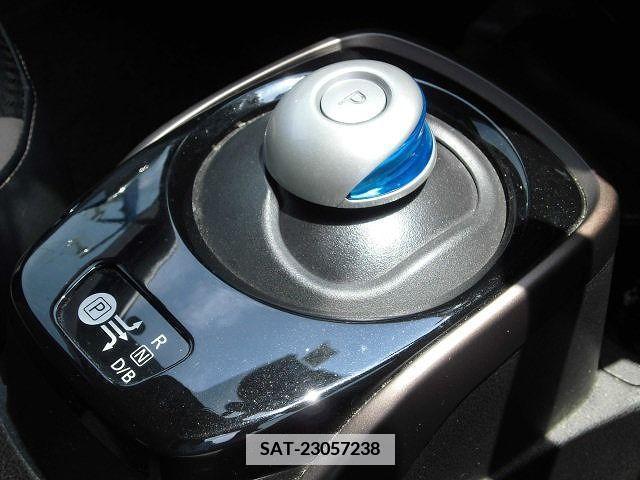 Nissan NOTE 2016-12 341680-19