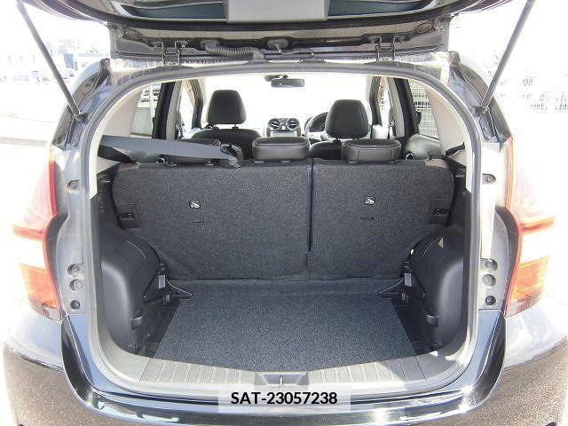 Nissan NOTE 2016-12 341680-17