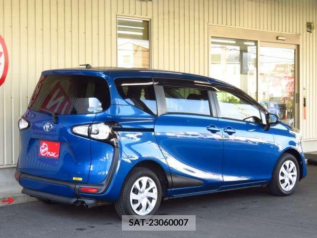 Toyota SIENTA 2018-11 285026-5