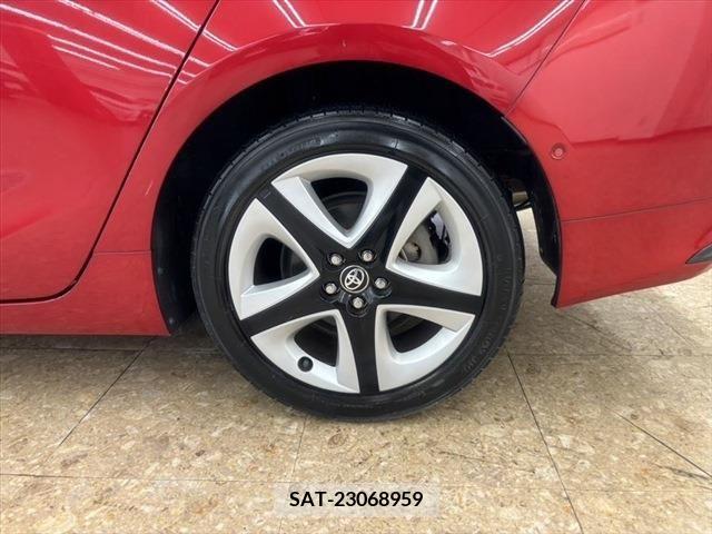Toyota PRIUS 2016-06 330340-22