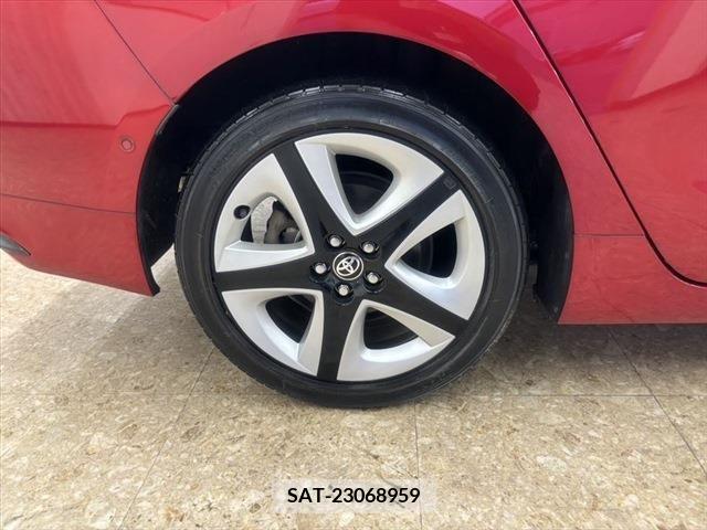 Toyota PRIUS 2016-06 330340-21
