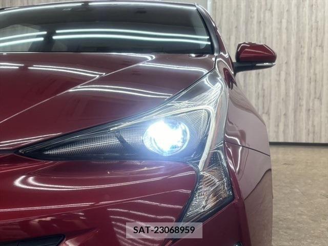 Toyota PRIUS 2016-06 330340-8