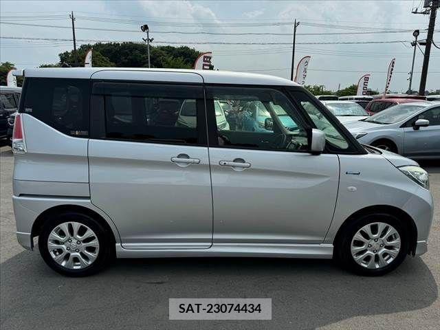 Suzuki SOLIO 2019-01 328409-11