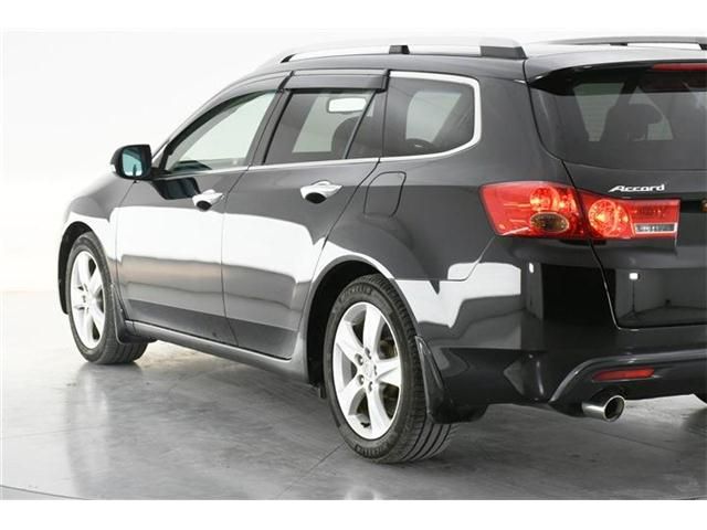 Honda ACCORD TOURER 2010-01 185401-6